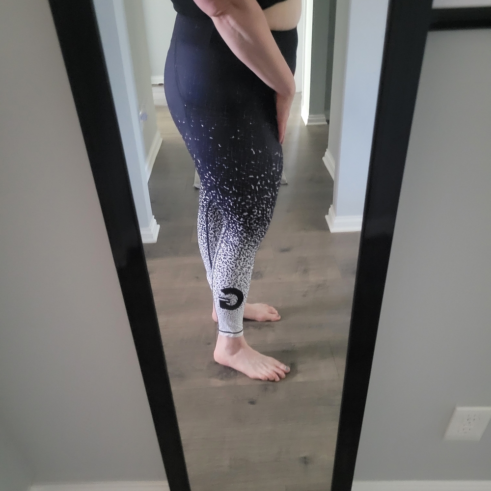 Grrrl Ali Black and White Gradient Leggings